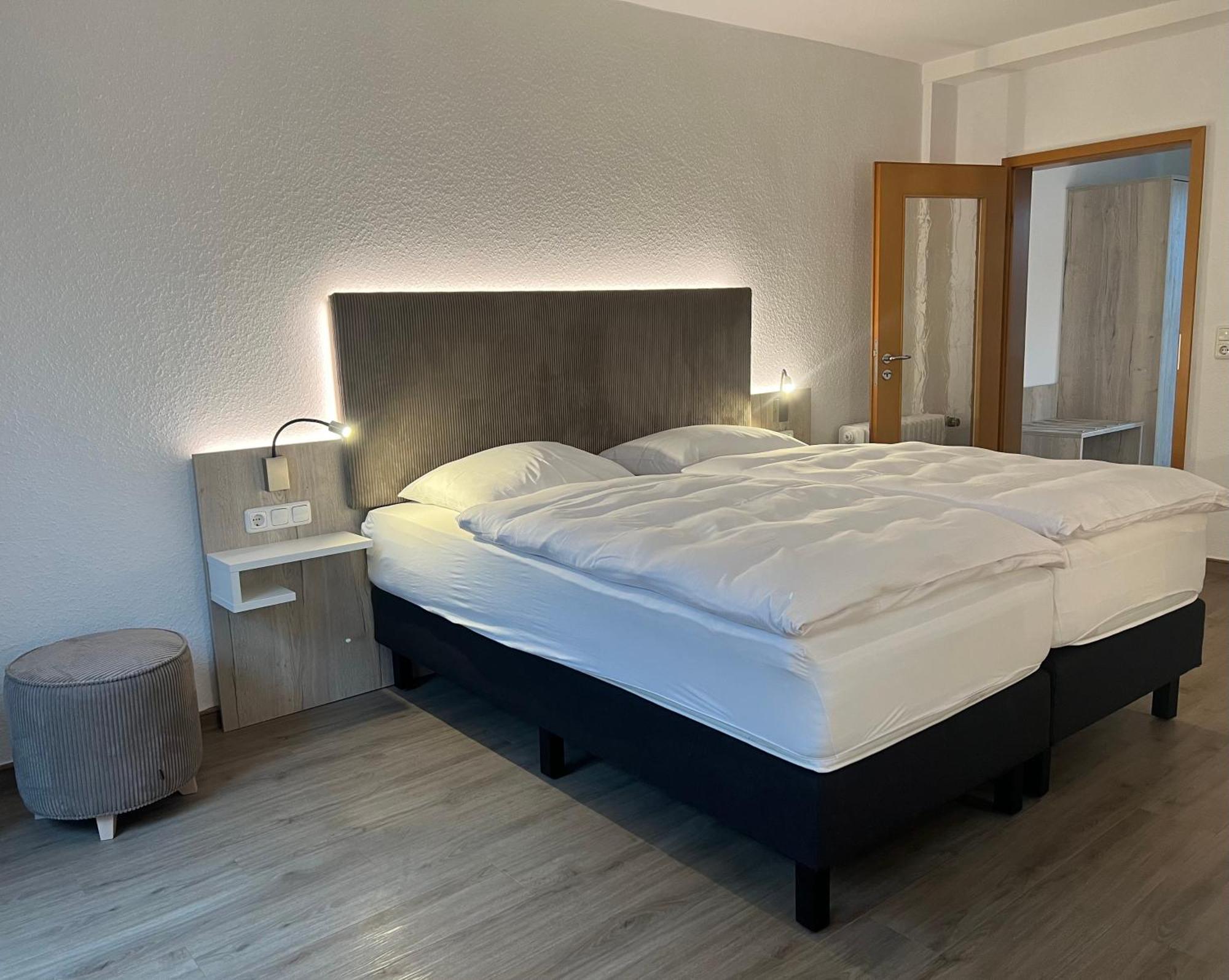 Hotel Zur Post Neubruchhausen Exterior foto
